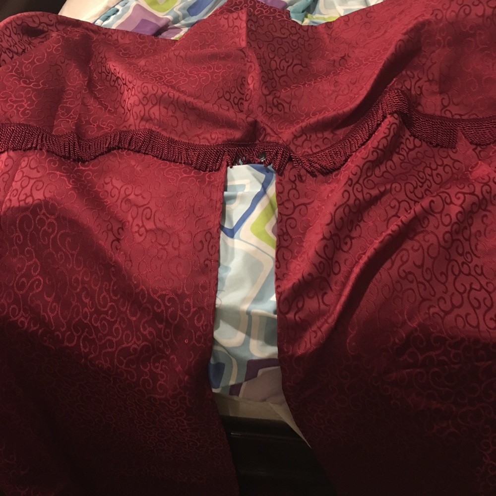 Long set of curtains (2 sets)
